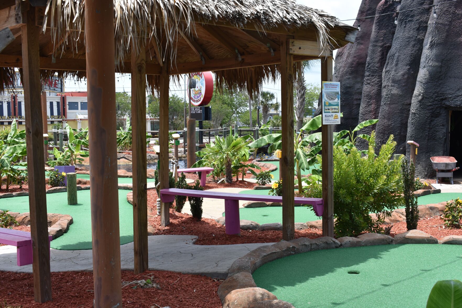 Aloha Mini Golf